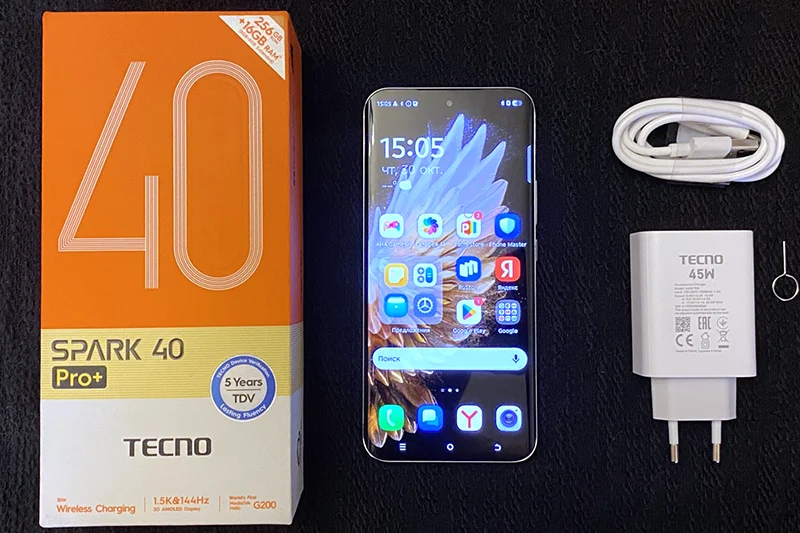 Смартфон и основные аксессуары Смартфон и основные аксессуары