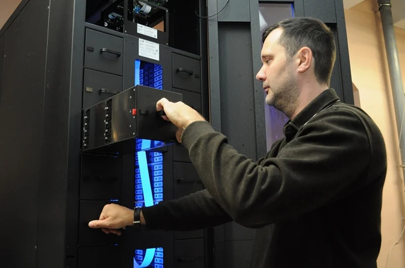 Оптический накопитель ЭЛАРобот НСМ