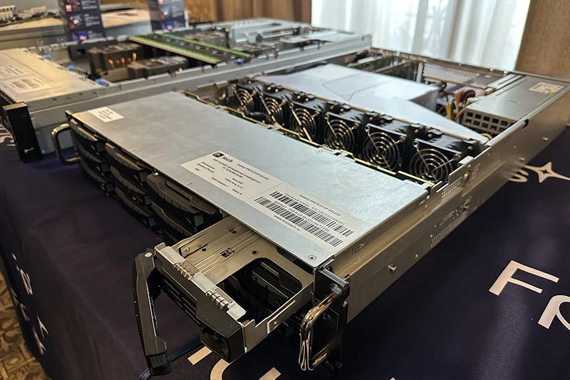 Серверы Fplus «Спутник» можно адаптировать под потребности бизнеса и масштабировать по мере роста нагрузки