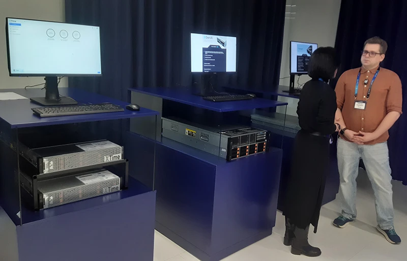 ПАК XTime (слева), XGenAI (в центре) и XConnect