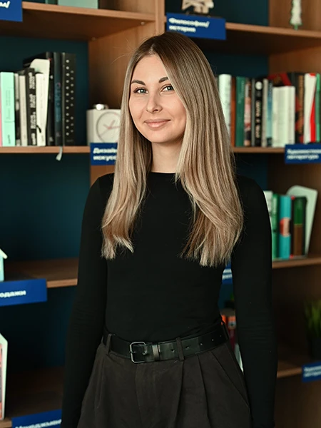 Руководитель направления подбора и адаптации персонала Инфомаксимум Дарья Гудулина Руководитель направления подбора и адаптации персонала Инфомаксимум Дарья Гудулина