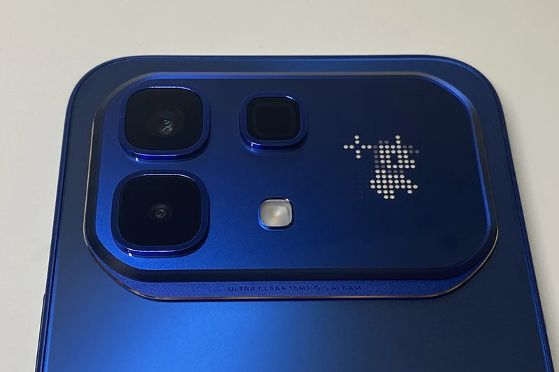 Блок камер и дополнительный экран