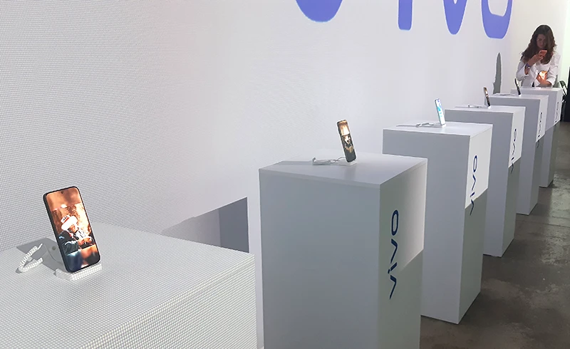 Смартфоны Vivo на презентации в Москве